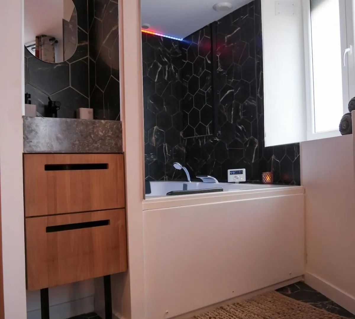 Love Room - Luxe Et Romance Bourg-en-Bresse Apartament