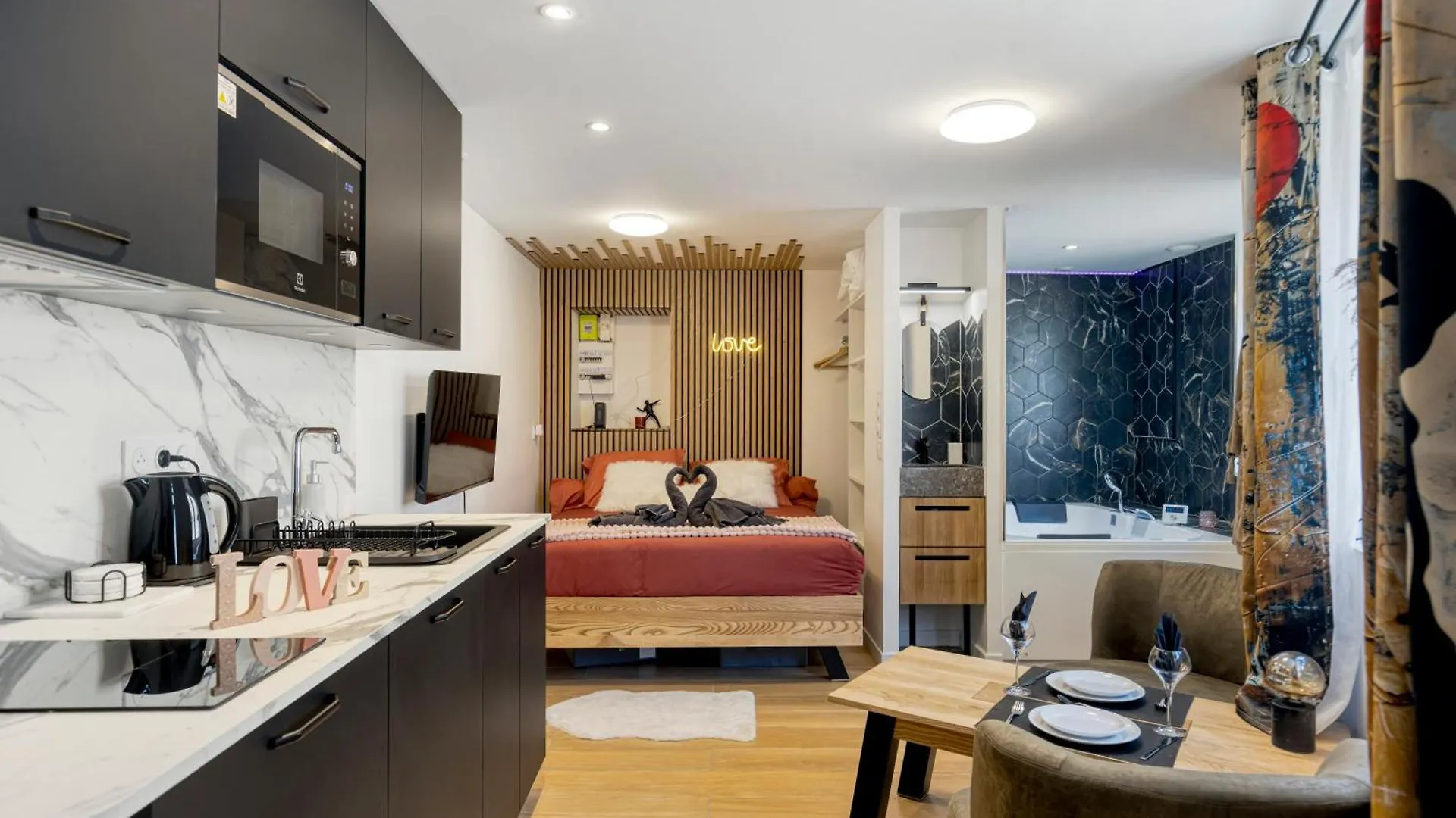 Love Room - Luxe Et Romance Bourg-en-Bresse